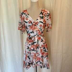 Vestidos Floral Faux Wrap Dress